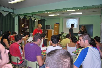 Corduba 09. Fons Mellaria. Los alumnos realizan prcticas de reanimacin cardiopulmonar